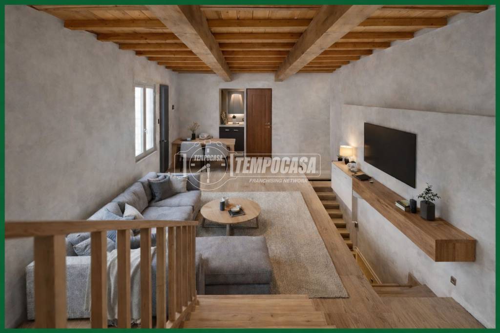 appartamento in vendita a Varese in zona Giubiano