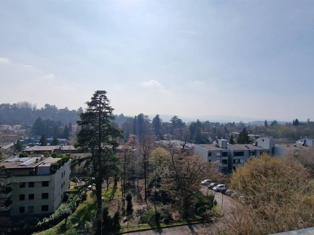 appartamento in vendita a Varese in zona San Gallo