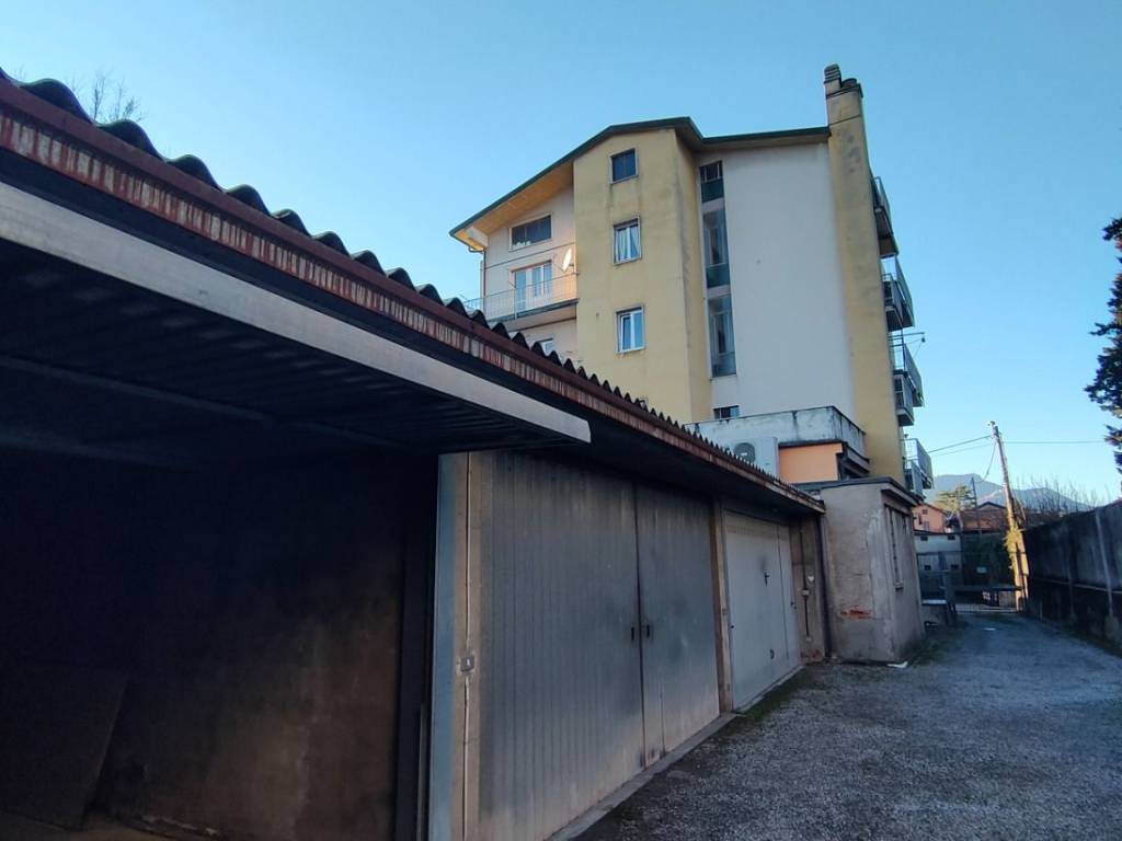 appartamento in vendita a Varese in zona Viale Belforte