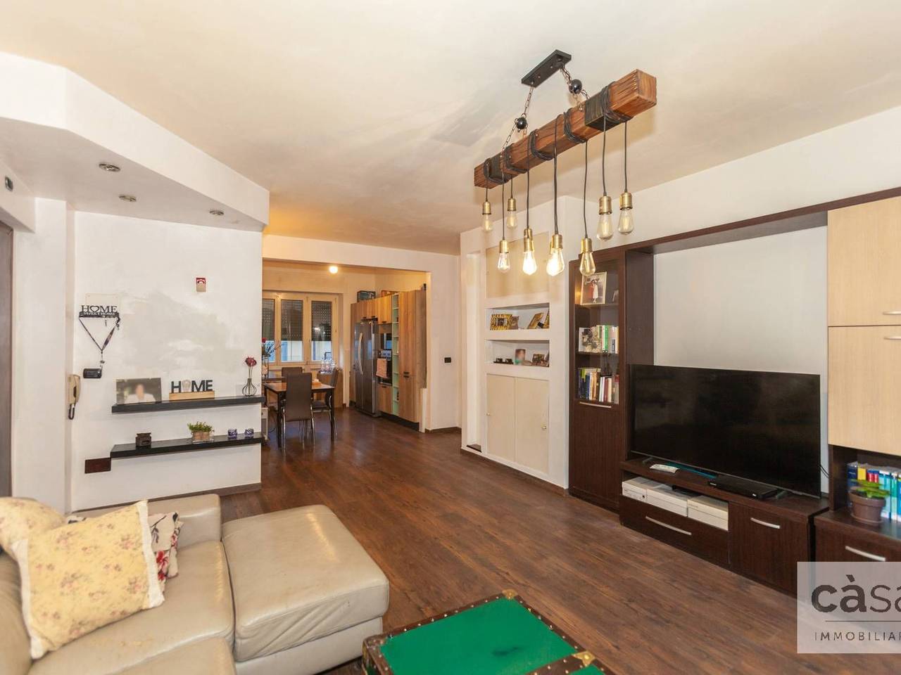 appartamento in vendita a Varese in zona Giubiano