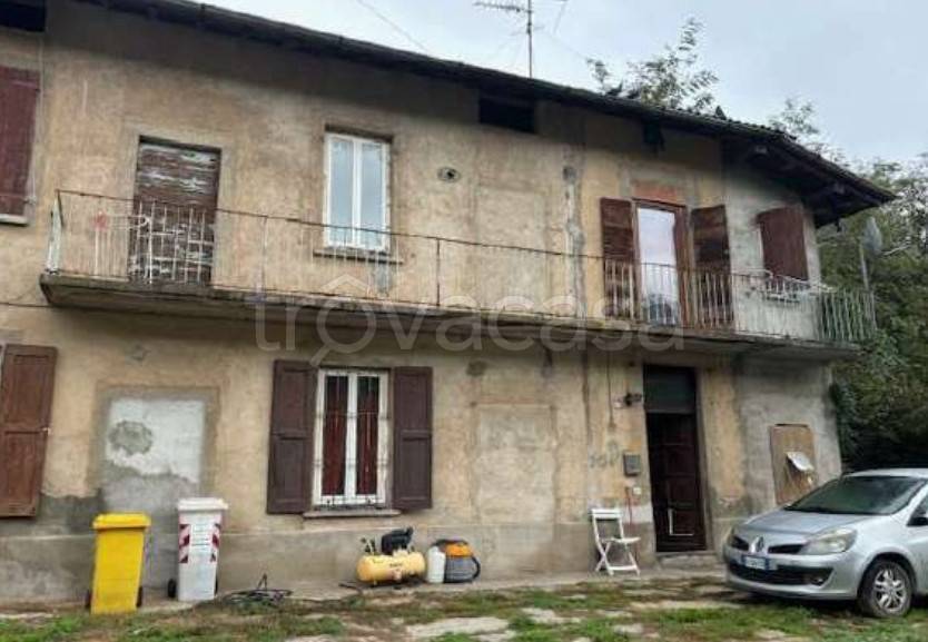 casa indipendente in vendita a Varese