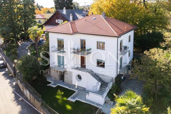 appartamento in vendita a Varese in zona Biumo