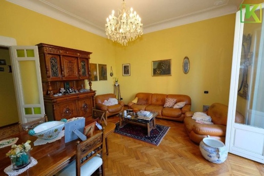 appartamento in vendita a Varese in zona Centro Città