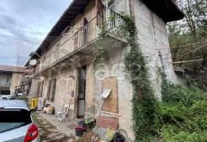 casa indipendente in vendita a Varese