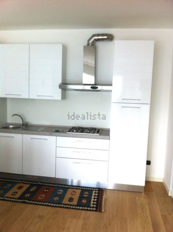 appartamento in vendita a Varese in zona Viale Aguggiari