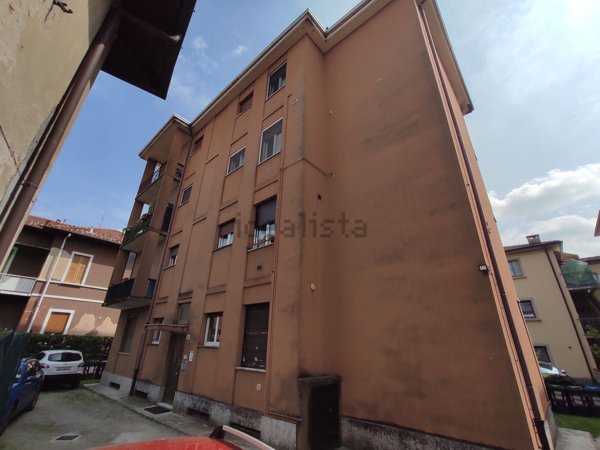 appartamento in vendita a Varese in zona Viale Belforte