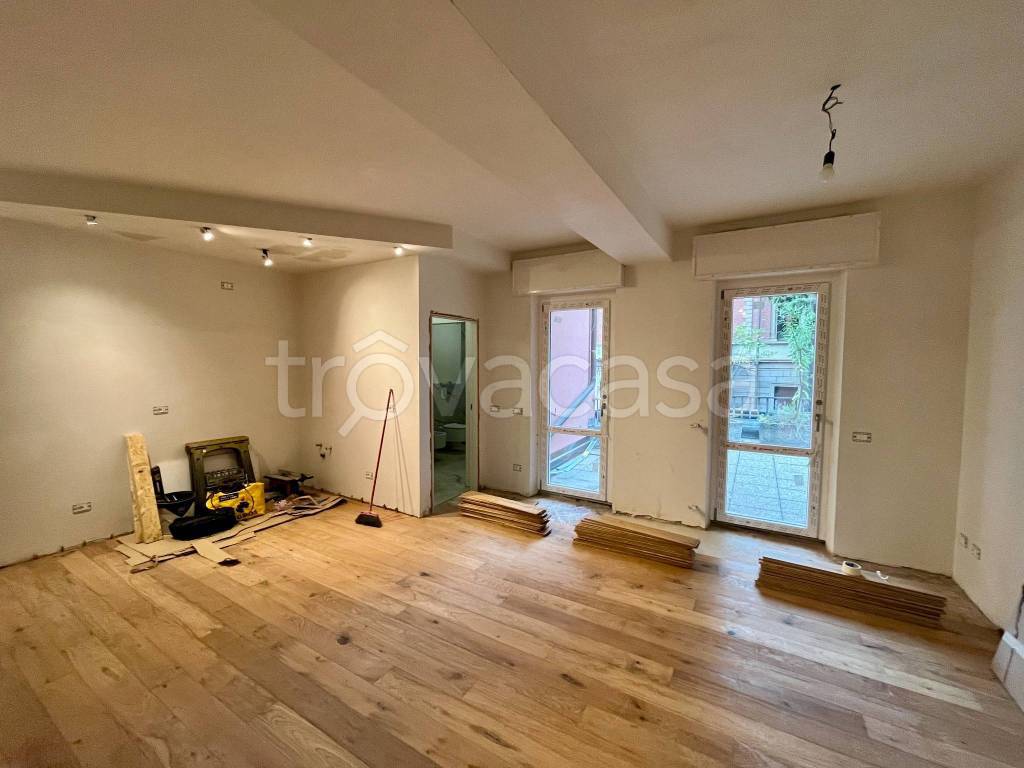 appartamento in vendita a Varese in zona Centro Città