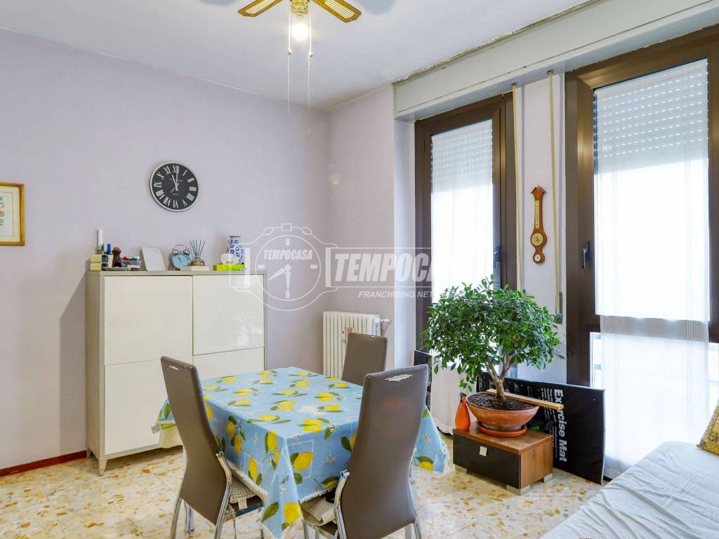 appartamento in vendita a Varese in zona Biumo