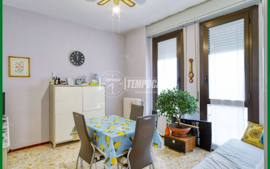 appartamento in vendita a Varese in zona Centro Città