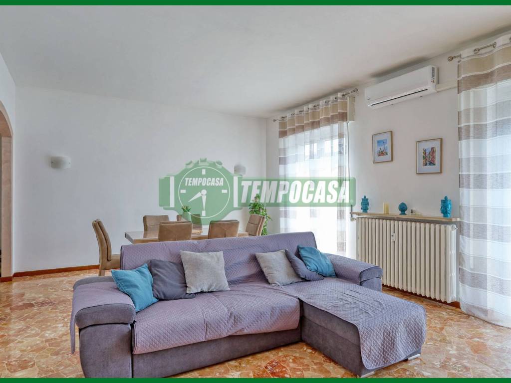 appartamento in vendita a Varese in zona San Gallo