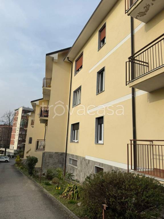 appartamento in vendita a Varese in zona Masnago