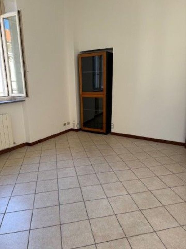 appartamento in vendita a Varese in zona Biumo