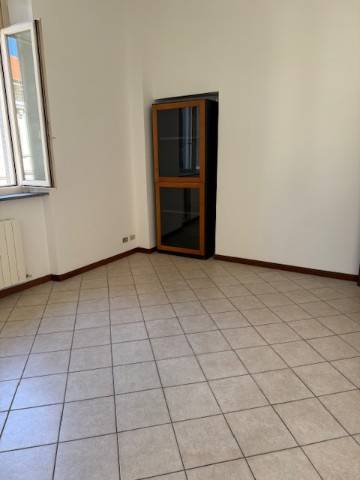 appartamento in vendita a Varese in zona Biumo