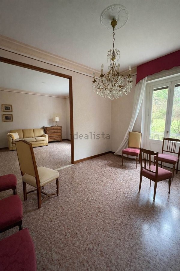 appartamento in vendita a Varese in zona Centro Città