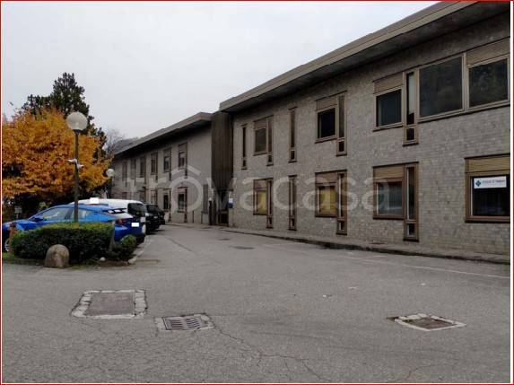 ufficio in vendita a Varese in zona Viale Belforte