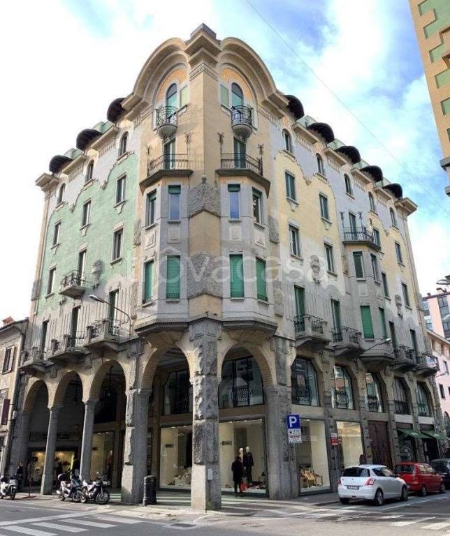 appartamento in vendita a Varese in zona Centro Città