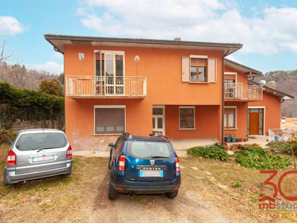 casa indipendente in vendita a Varese in zona Sant'Ambrogio