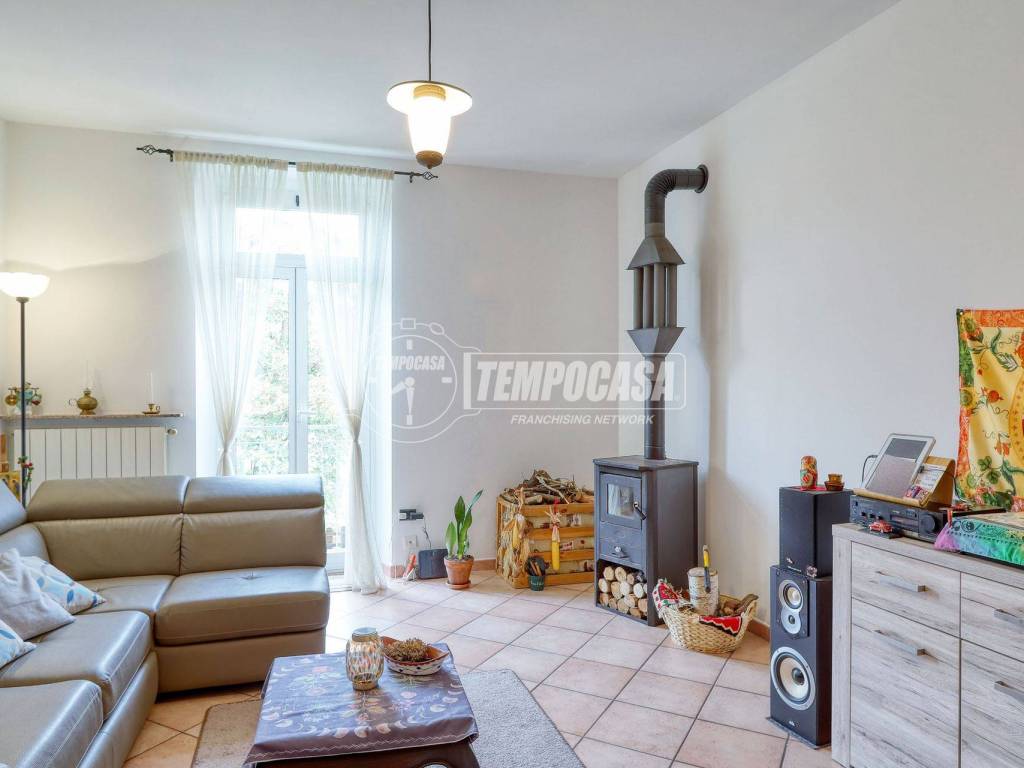 appartamento in vendita a Varese in zona Centro Città