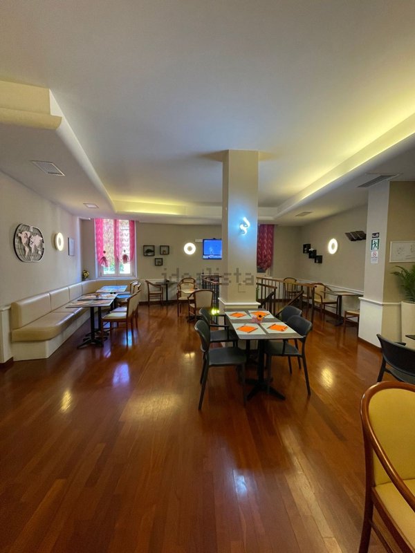 negozio in vendita a Varese