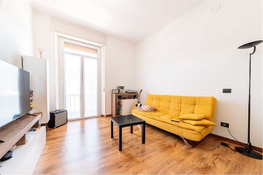 appartamento in vendita a Varese in zona Giubiano