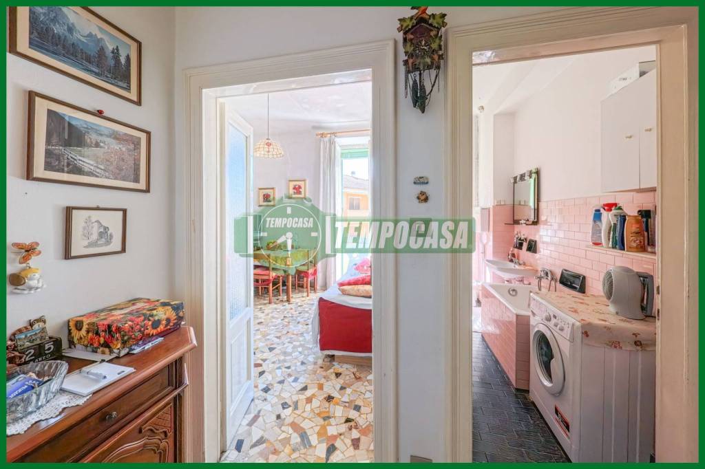 appartamento in vendita a Varese in zona Ippodromo