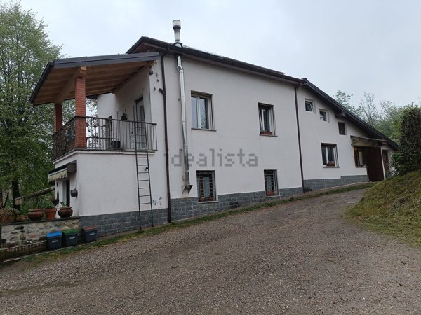 casa indipendente in vendita a Varese in zona Viale Europa