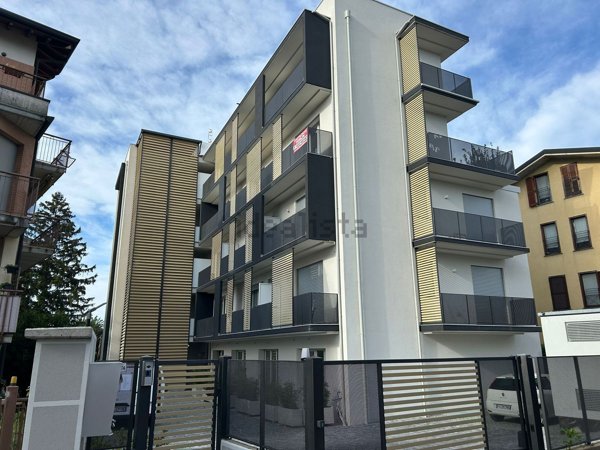 appartamento in vendita a Varese in zona Giubiano