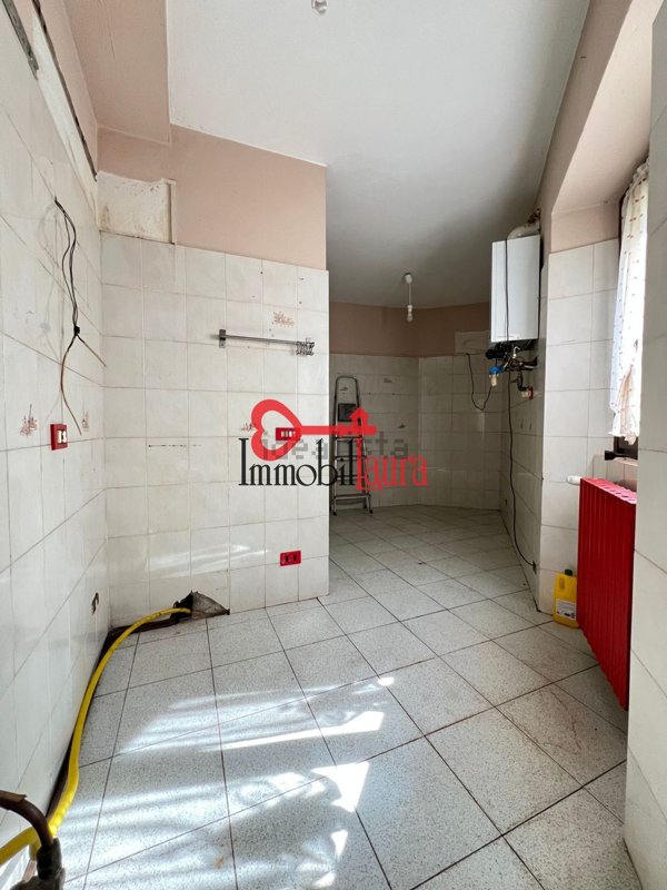 appartamento in vendita a Varese in zona Sant'Ambrogio