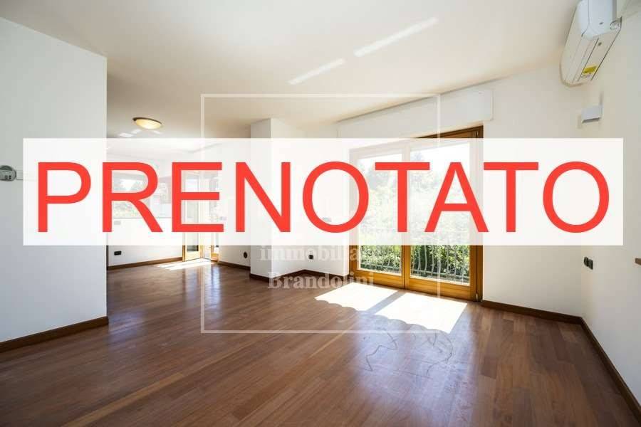 casa indipendente in vendita a Varese in zona Viale Europa