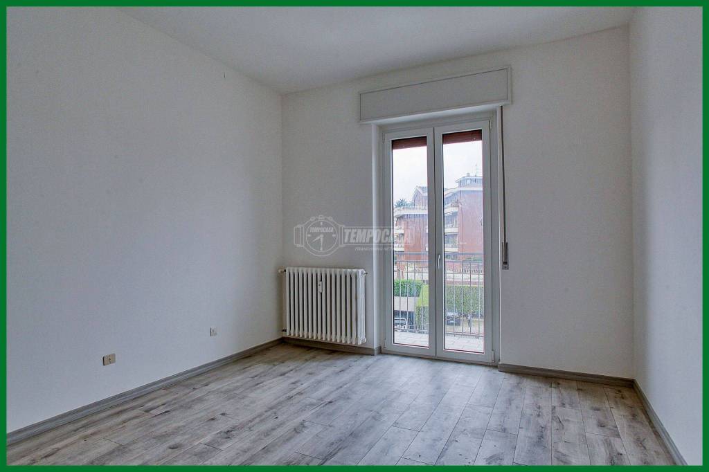 appartamento in vendita a Varese in zona Biumo