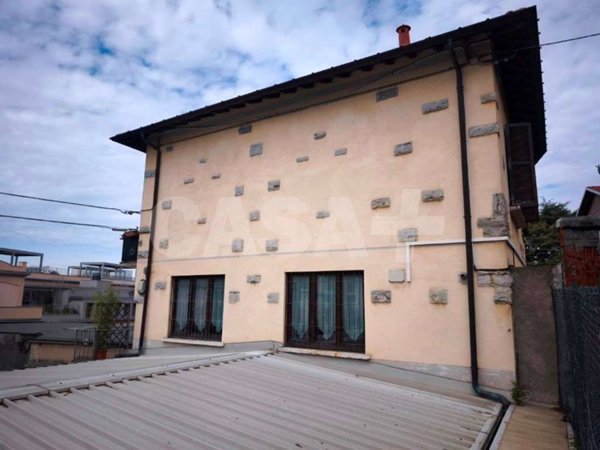 appartamento in vendita a Varese in zona Masnago