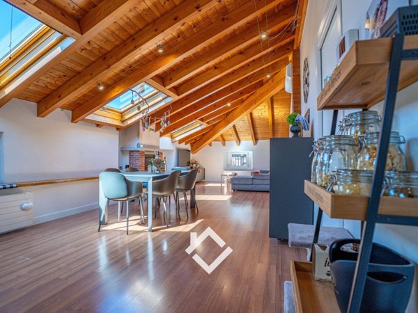 appartamento in vendita a Varese in zona Bobbiate