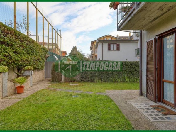 casa indipendente in vendita a Varese in zona Giubiano