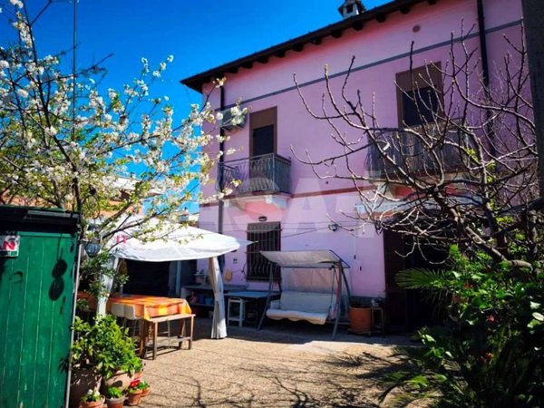 appartamento in vendita a Varese in zona Biumo