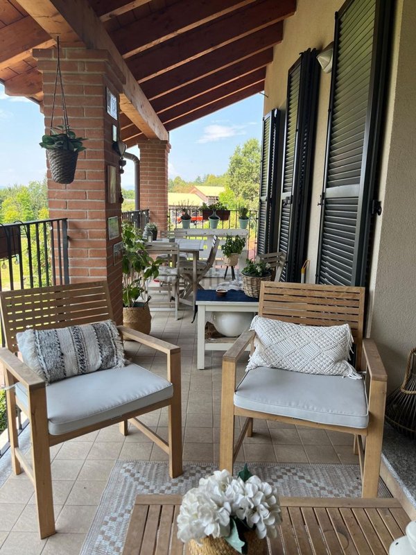 appartamento in vendita a Varese in zona Lissago