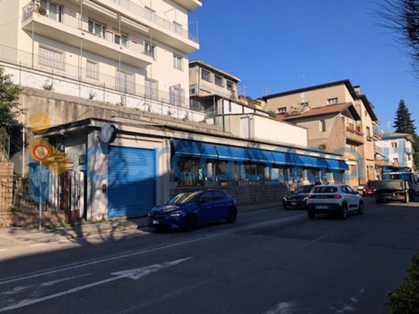 negozio in vendita a Varese in zona Biumo