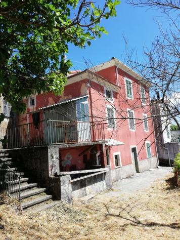 casa indipendente in vendita a Varese