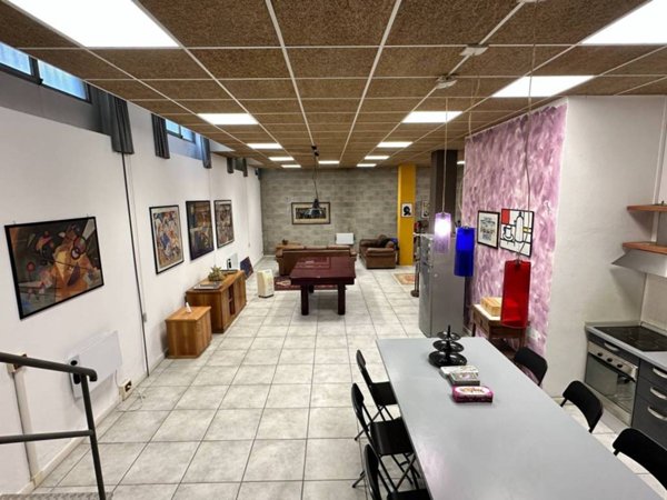 appartamento in vendita a Varese in zona Casbeno