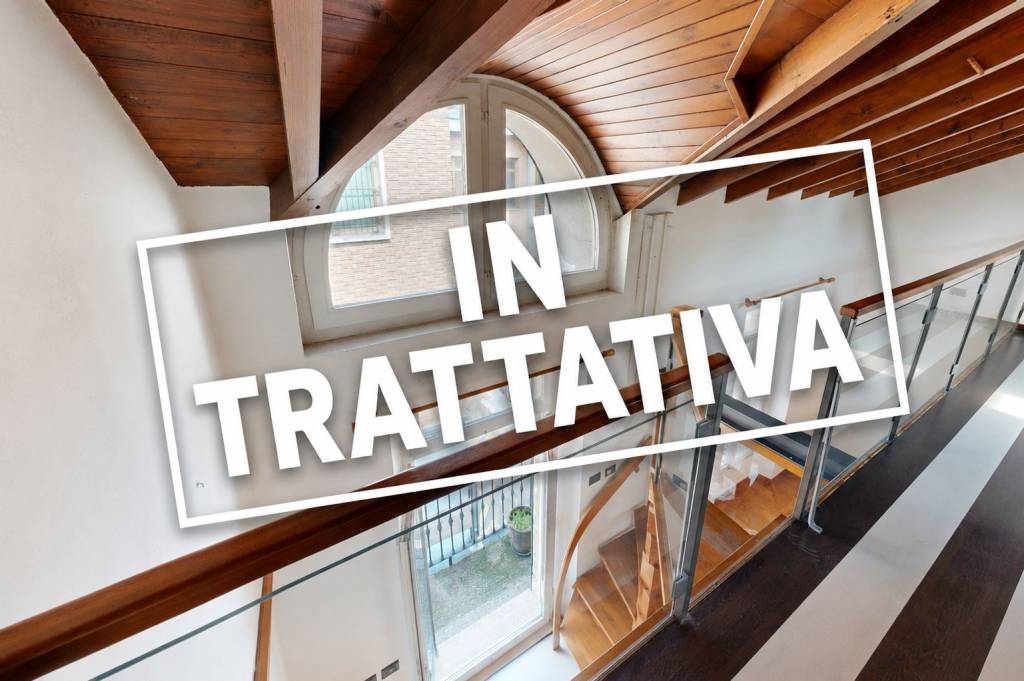 appartamento in vendita a Varese in zona Centro Città