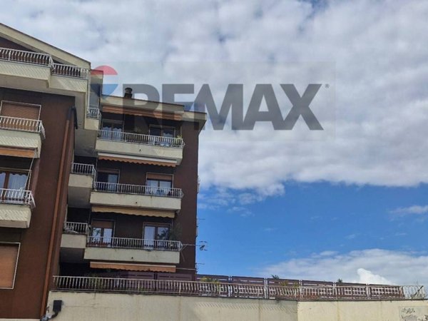 appartamento in vendita a Varese in zona Ippodromo