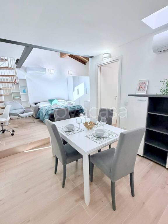 appartamento in vendita a Varese in zona Centro Città