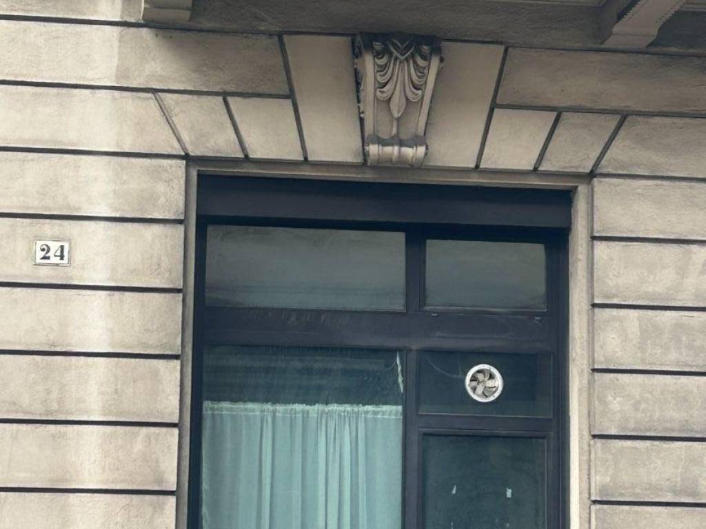 negozio in vendita a Varese in zona Viale Europa