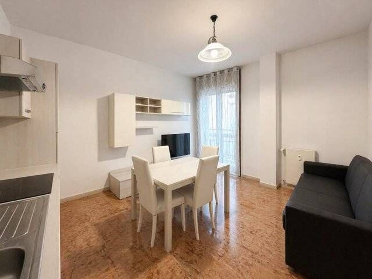 appartamento in vendita a Varese in zona Centro Città