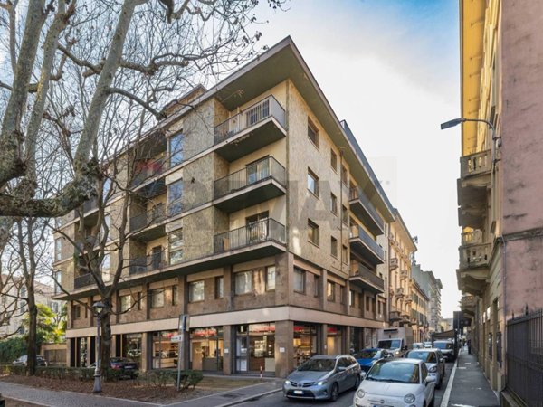appartamento in vendita a Varese in zona Centro Città