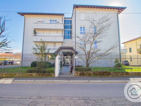 appartamento in vendita a Varese in zona Viale Belforte