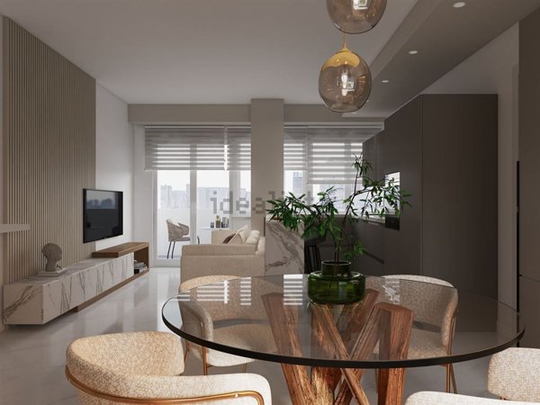 appartamento in vendita a Varese in zona Brunella