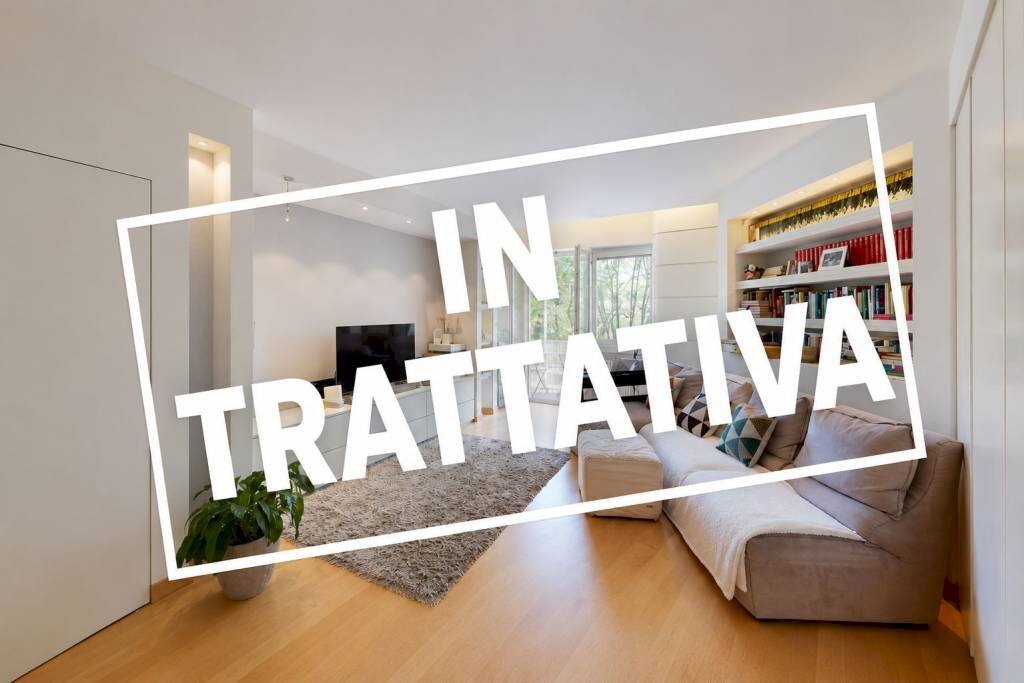 appartamento in vendita a Varese in zona Centro Città