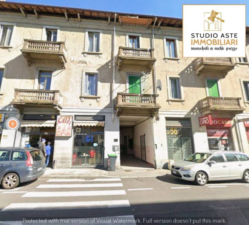 appartamento in vendita a Varese in zona Biumo