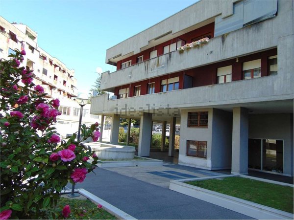 appartamento in vendita a Varese in zona Masnago