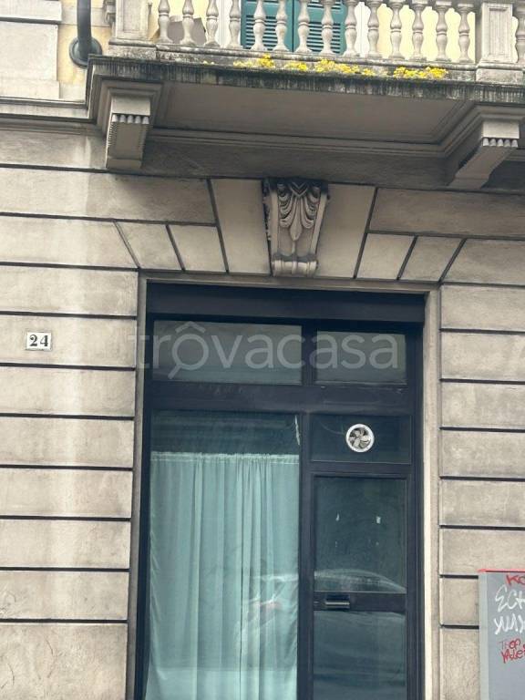 negozio in vendita a Varese in zona Bosto